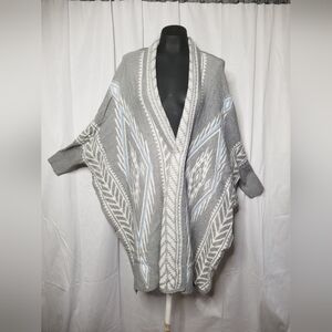 NWOT G.I.L.I. Open Front Sweater Blanket Grey XS